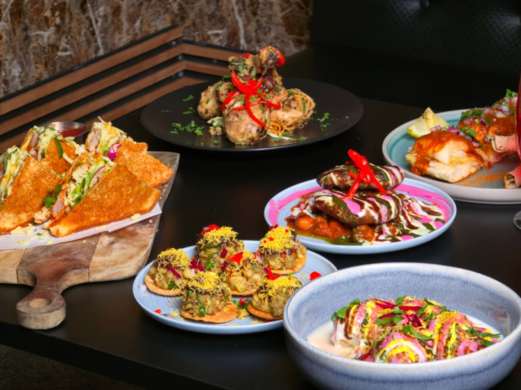 Gazab - Indian Restaurant & Bar in Bella Vista slider image