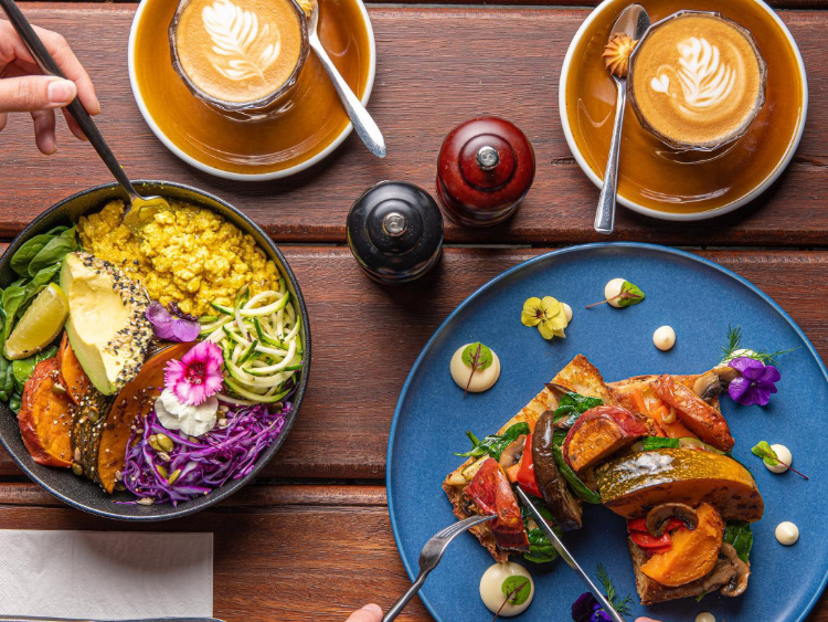 Musk Cafe and Bar slider image