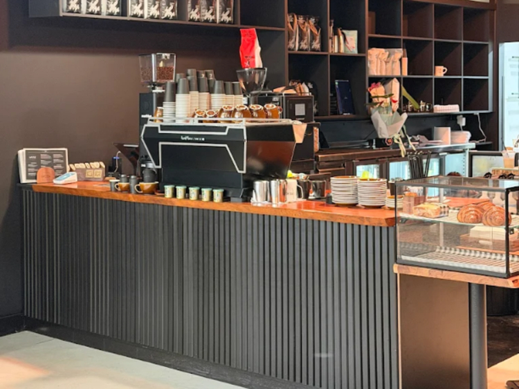 Musk Cafe and Bar slider image