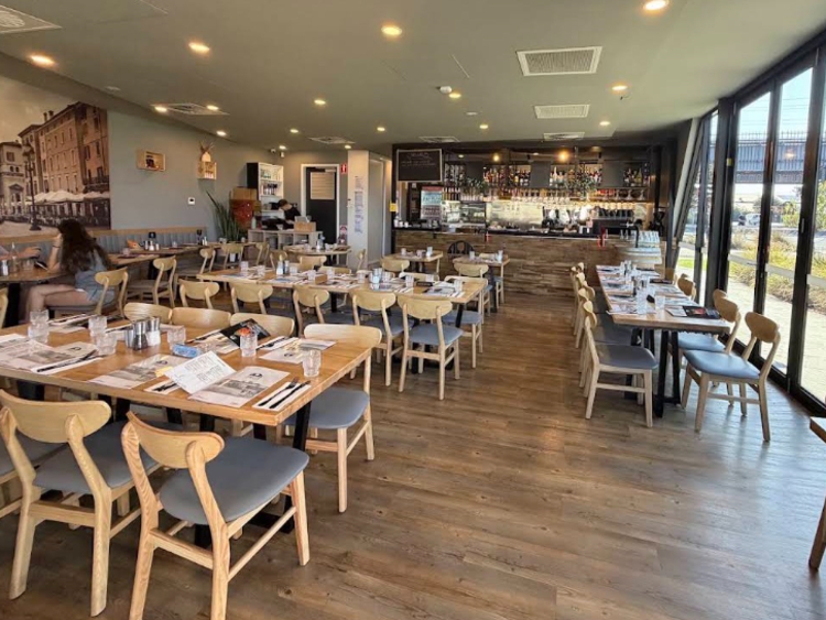 Tinello - Cafe, Restaurant & Bar slider image