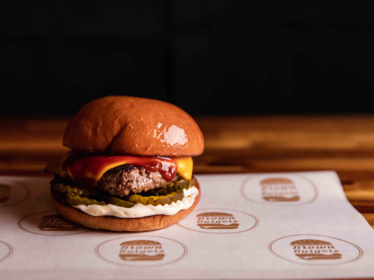Brown Burgers - Moonah slider image