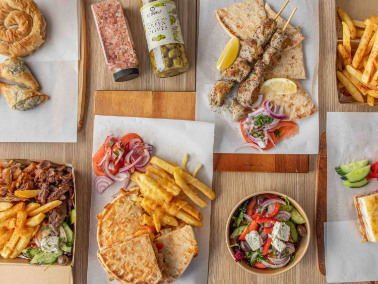 Noti's Souvlaki on Bay slider image