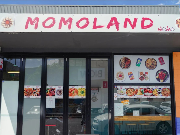 Momoland slider image