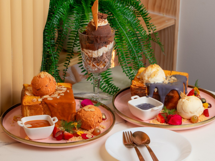 Mitr Dessert House & Dining slider image