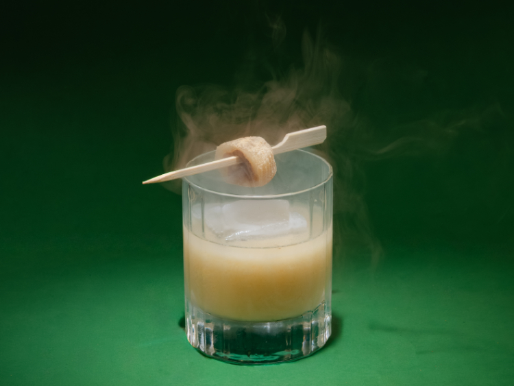 Henley's Cocktail Bar & Kitchen slider image