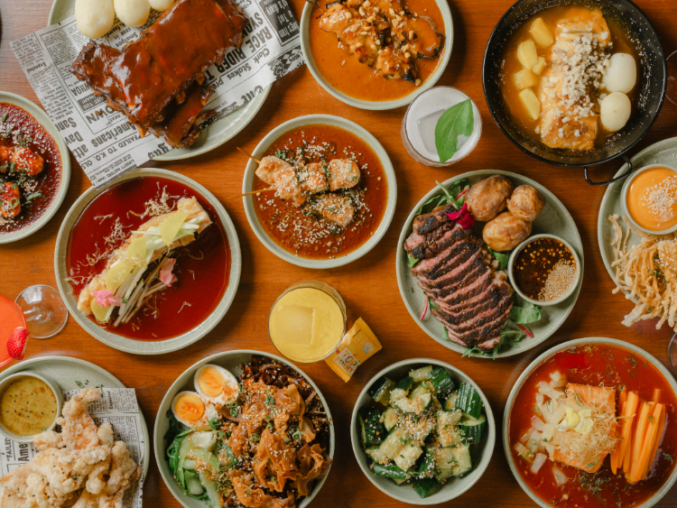 Henley's Cocktail Bar & Kitchen slider image