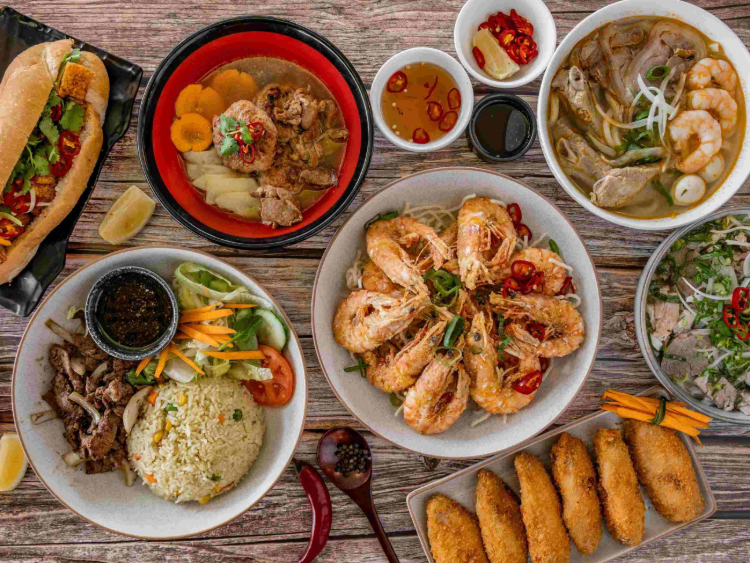 Phovela - QV1 slider image