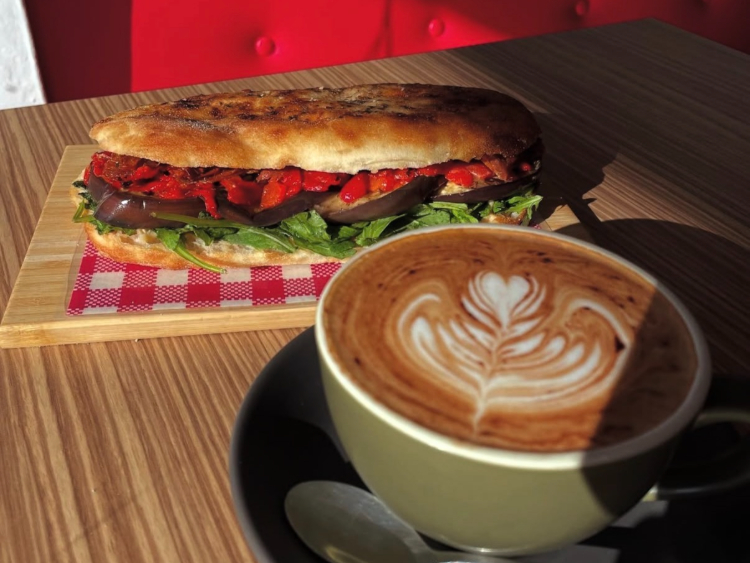 Dimples 231 Cafe slider image