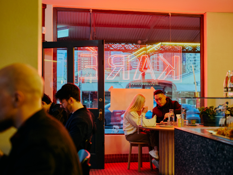 Karé Curry slider image