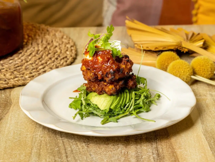 Sunflower Lounge slider image