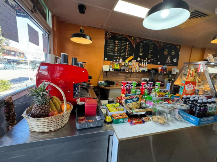 Ins Cafe slider image