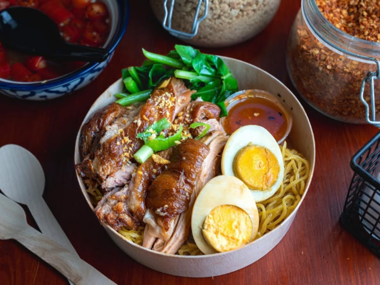 Mak Mak Very Thai slider image