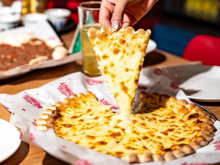 Allo Beirut - Liverpool slider image