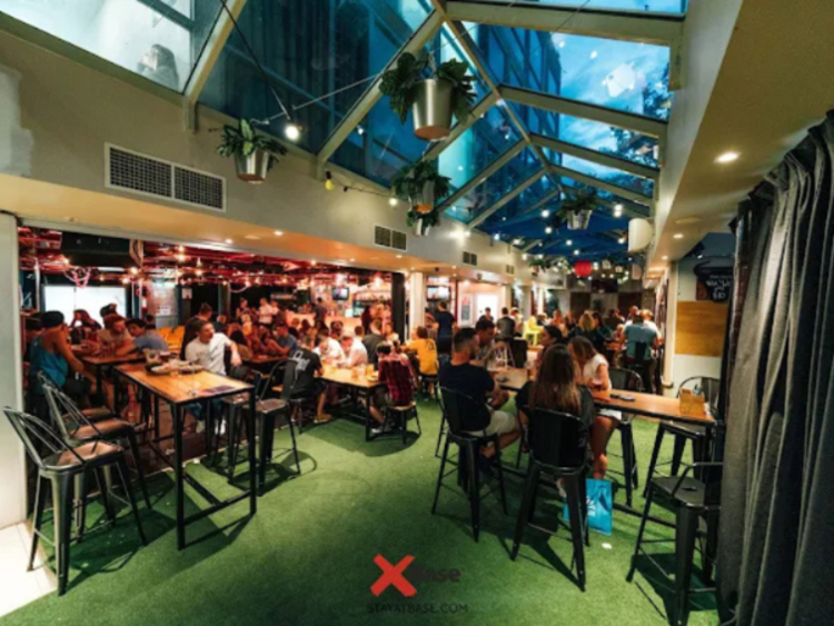 Red Eye Bar slider image