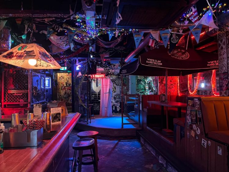 Junior Jackson's slider image