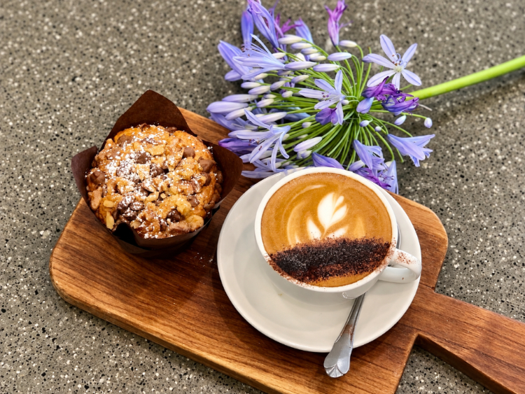 Chichi House Cafe slider image