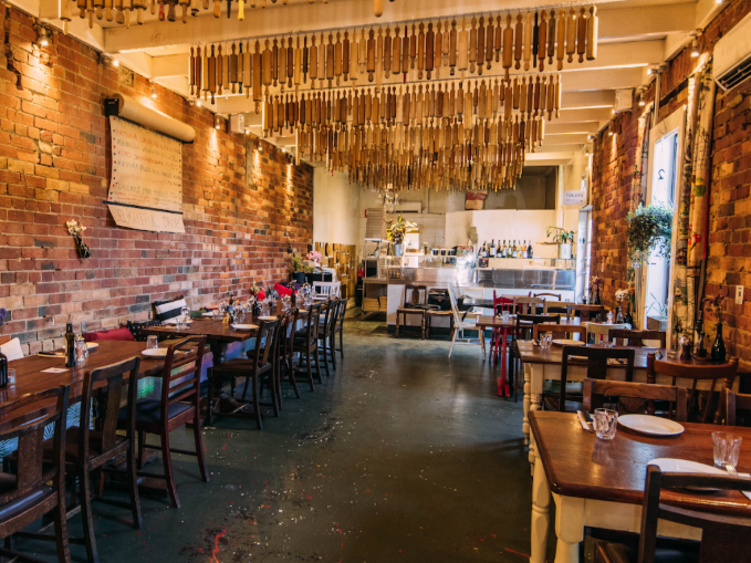 Farro Pizzeria - Thornbury slider image