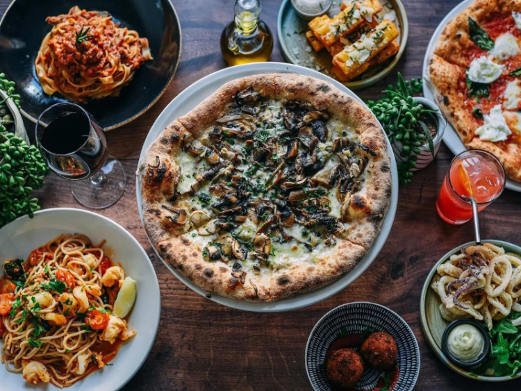 Farro Pizzeria - Thornbury slider image