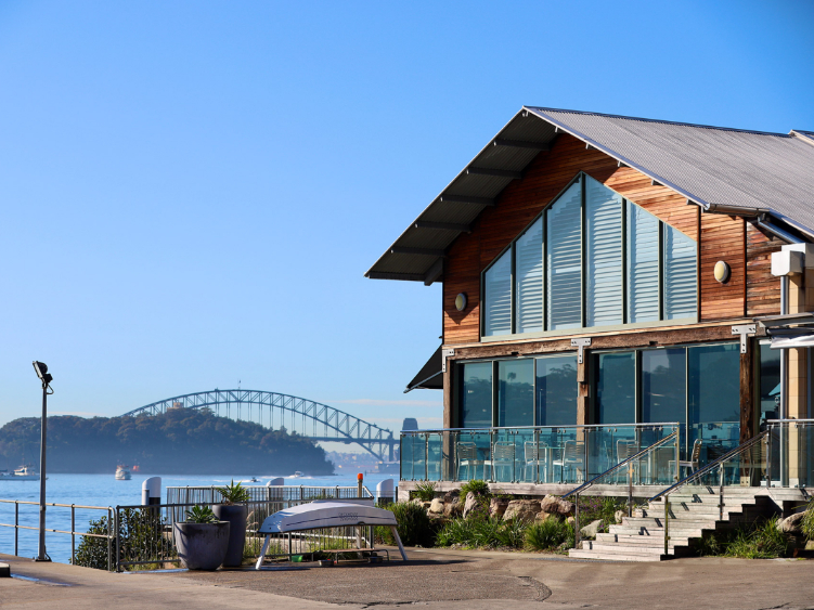 Deckhouse slider image