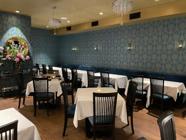 Maharaja's on Carmen slider image