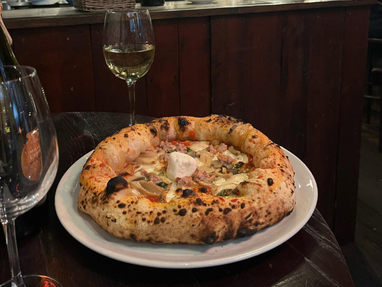 Bon Vino 35 slider image