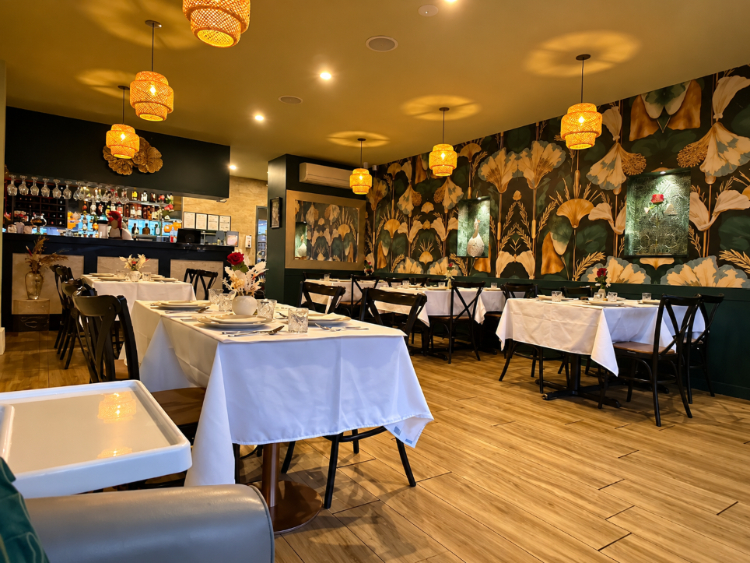 Sridhaar's Indian Restro Bar slider image