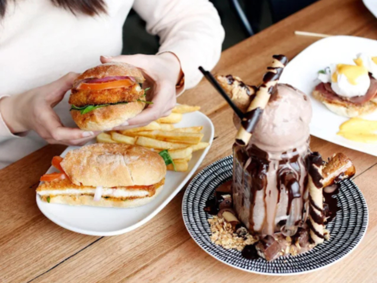 Old School Pizza & Stonegrill - Thornbury slider image