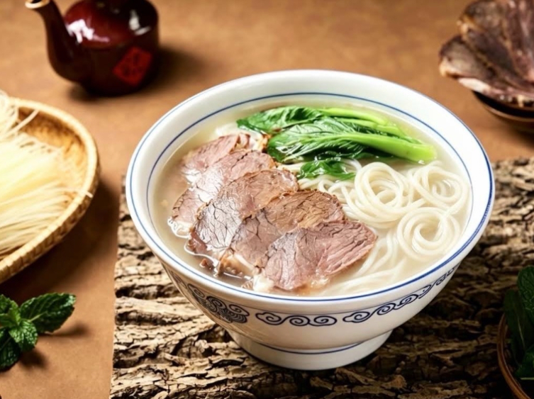 Pawpa's Noodles slider image