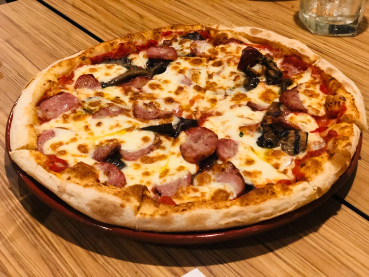 Riskalah's Italian Restaurant slider image