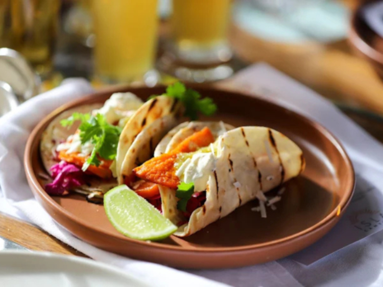 Isla Bar and Dining slider image