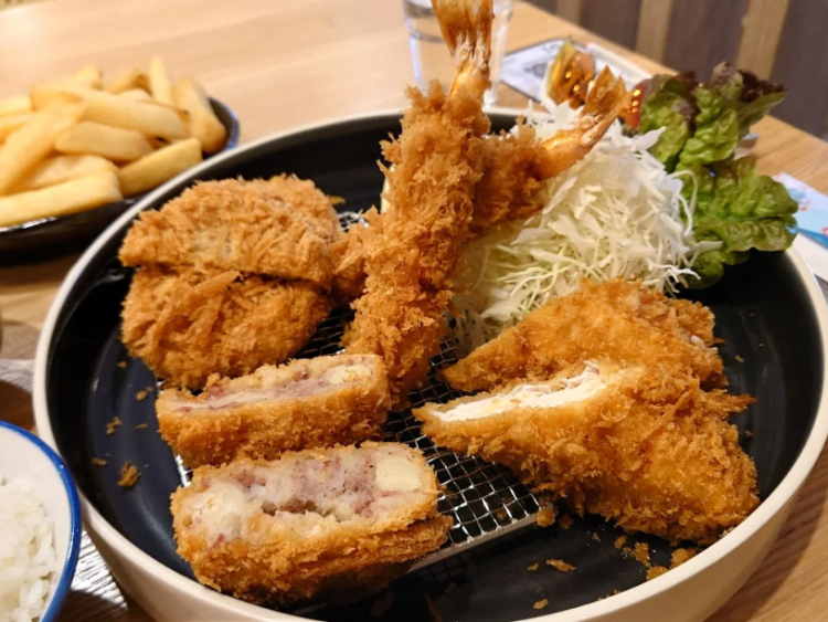 Tonkatsu - Wright slider image