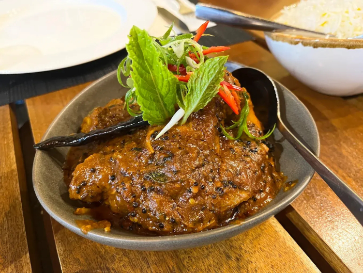 Bay Leaf Indian Gourmet slider image