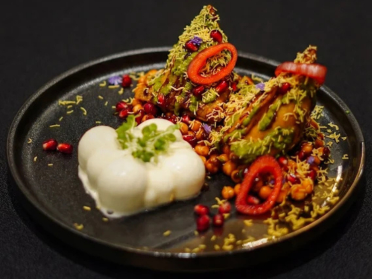 Amber Leaf London slider image