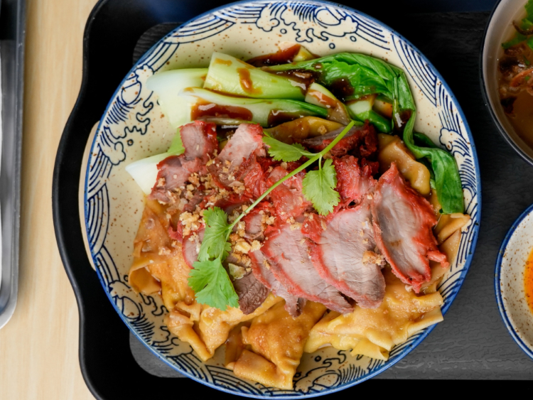 Chao's Bistro slider image