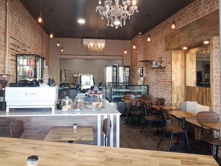 Banh Mi Vua slider image