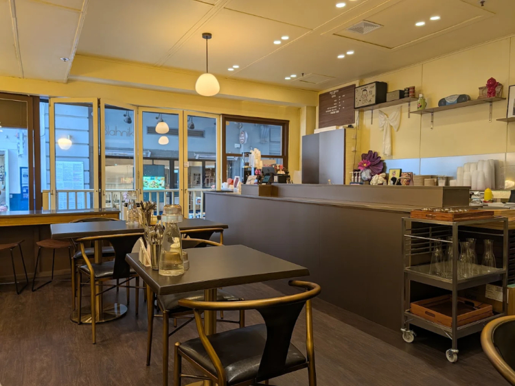 Apas Canteen slider image