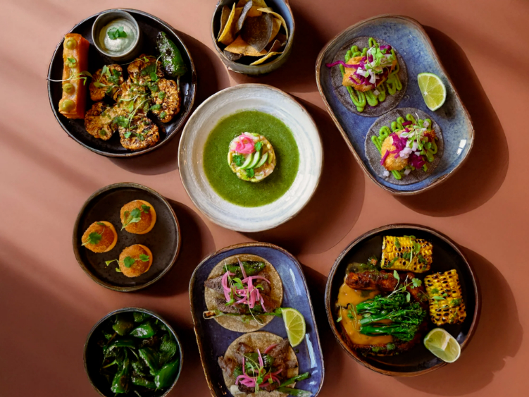 Amiga Mexican Restaurant & Bar slider image