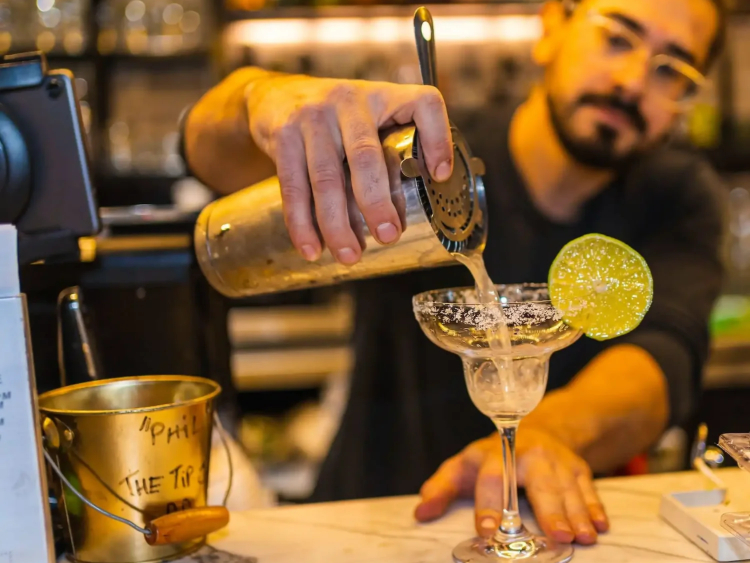 Urbano Organic Coffee Traders - Homebush slider image