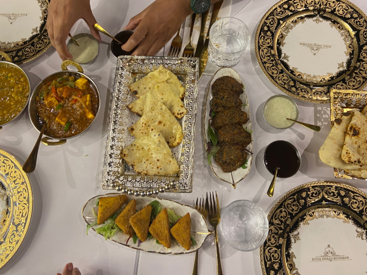 Royal Indian Restobar slider image