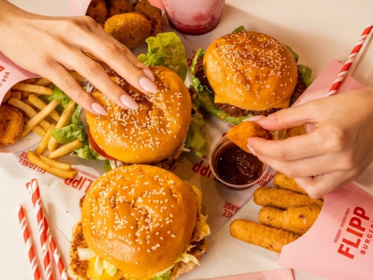 Flipp Burgers - Auburn slider image