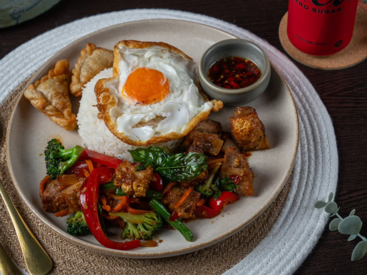 Thai Le Ros Restaurant slider image
