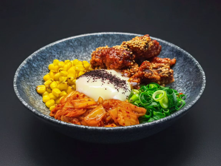 Torotoro Ramen Bar slider image