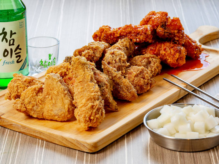 Tasty Korea Chicken slider image