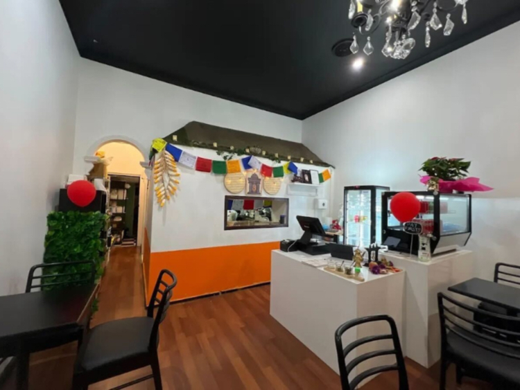 Momo Ghar slider image