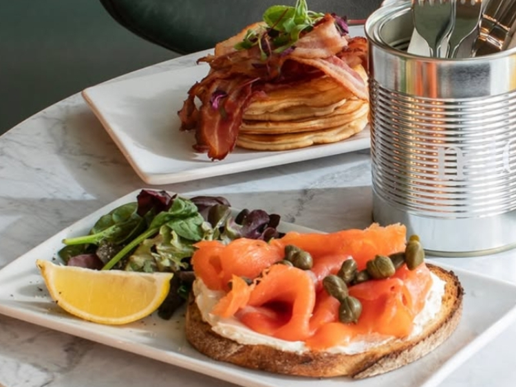 Bank - Notes Coffee Roasters & Bar slider image