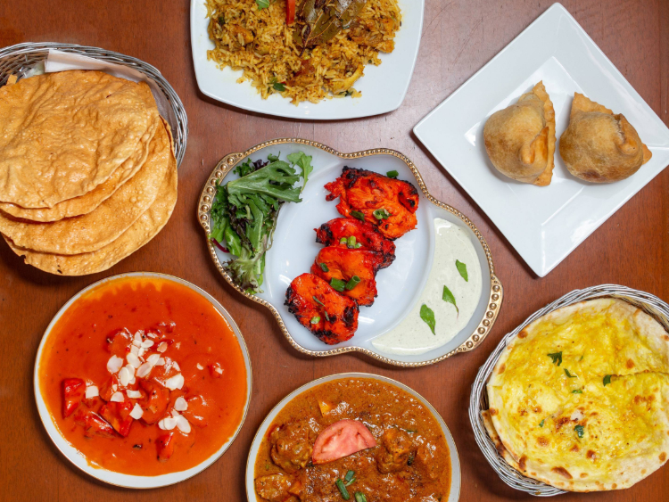 Moni Ka Dhaba Indian Restaurant slider image