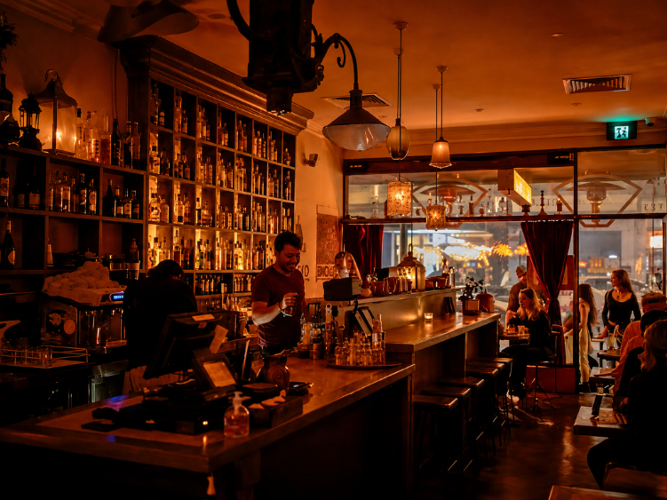 Lieu Prive Cocktail Bar slider image