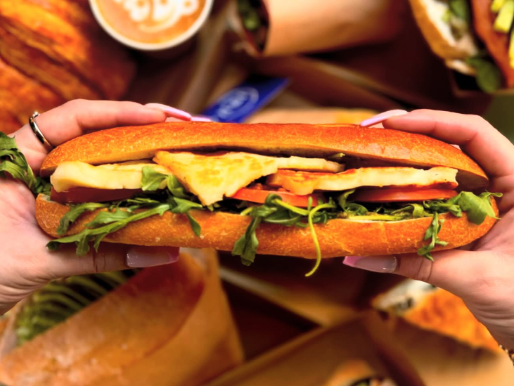 Pier 8 Cafe slider image