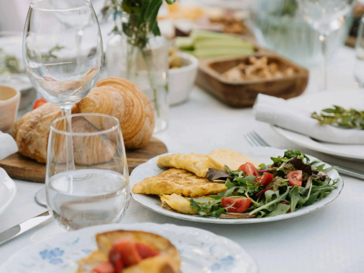 Illuka (Breakfast | Lunch | Dinner) slider image
