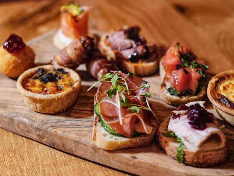 Victoria - Notes Coffee Roasters & Bar slider image